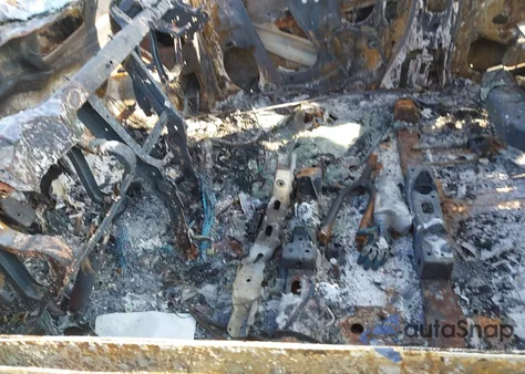 2018 Chevrolet Traverse Ls из США, поврежденный, VIN 1GNERFKW8JJ257572